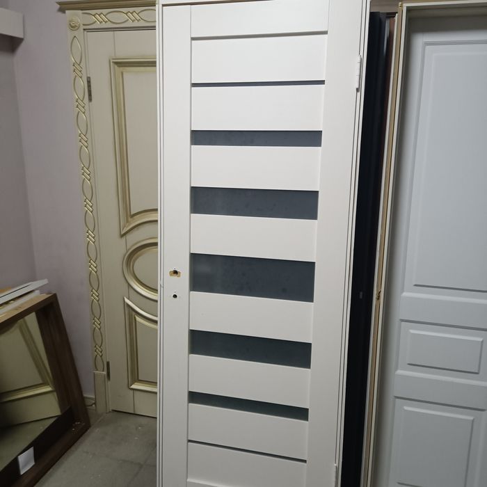 Продам двері виставкові