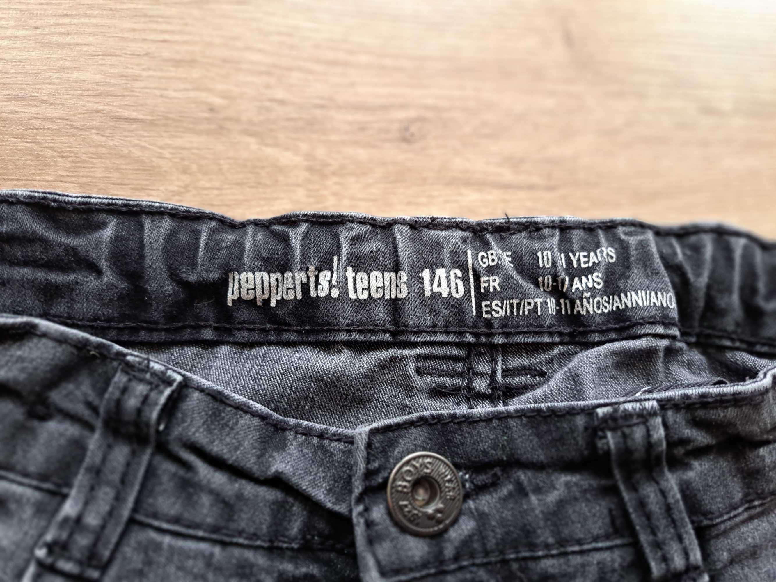 spodnie chłopięce  szary jeans 146