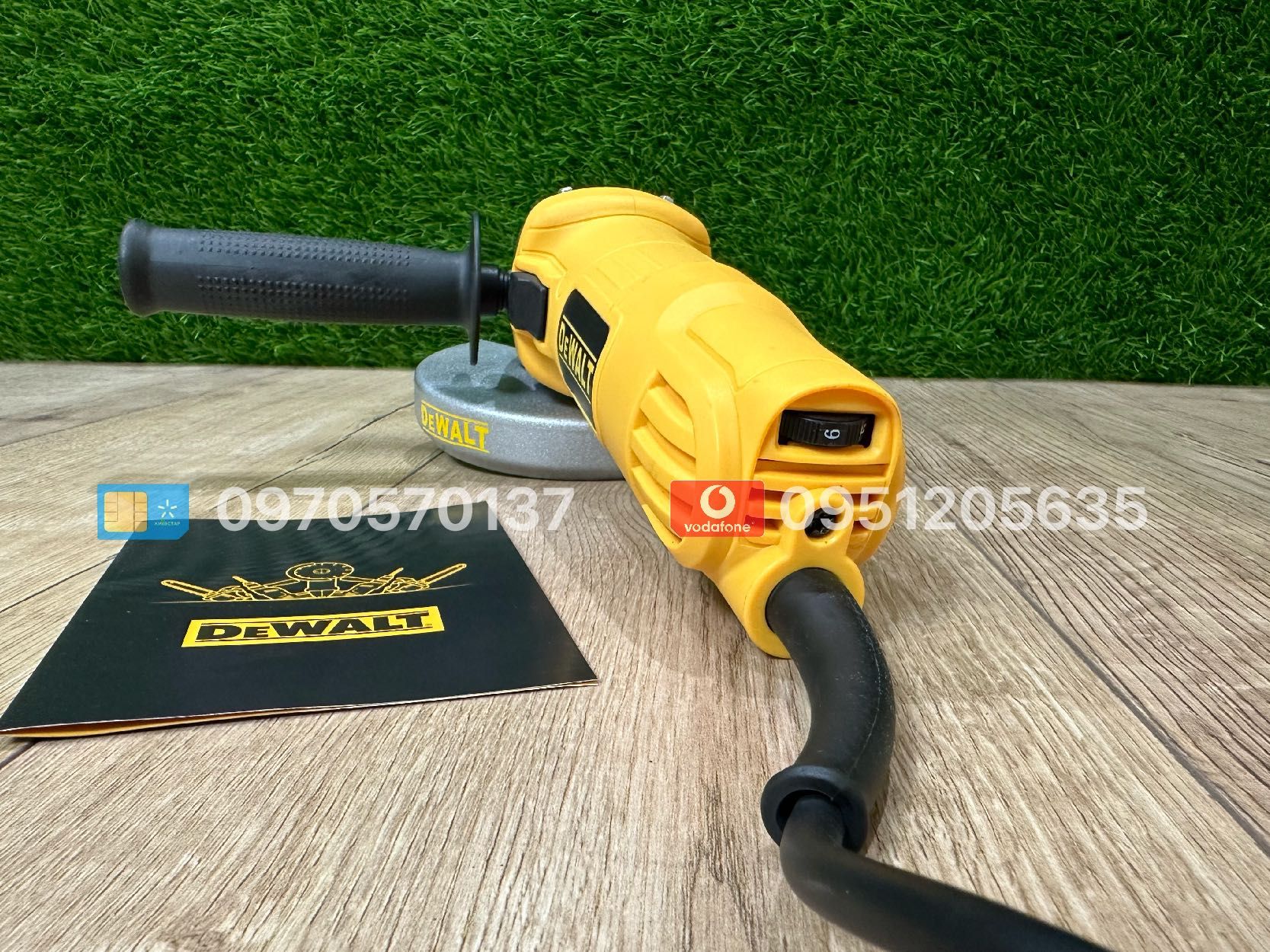 Мережева Болгарка DeWALT A901 900 Вт 125 мм довжина кабелю 2метра