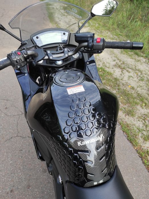Kawasaki ninja 400R 2010 р.