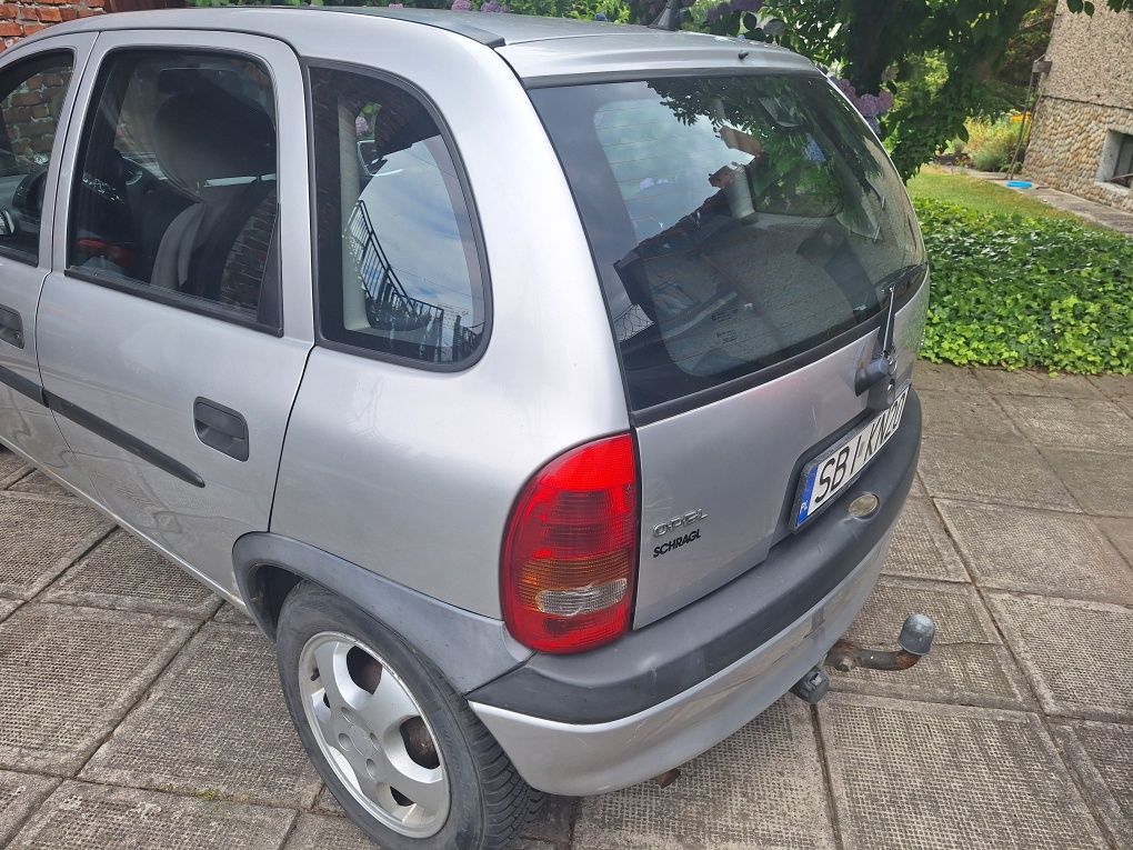 Opel Corsa B 1.2