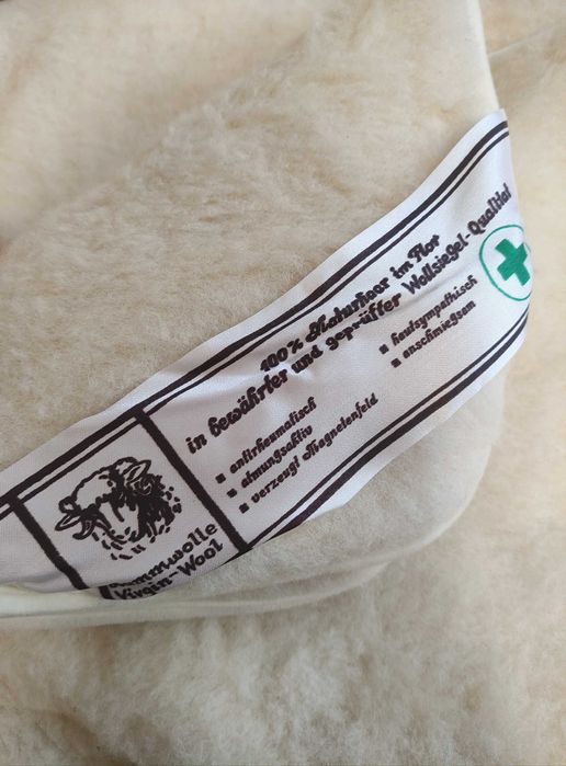 Wełniany komplet kołdra i poduszki