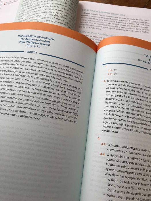 Filosofia 10 - 10º Ano -  Manual e Livro Preparar os Testes