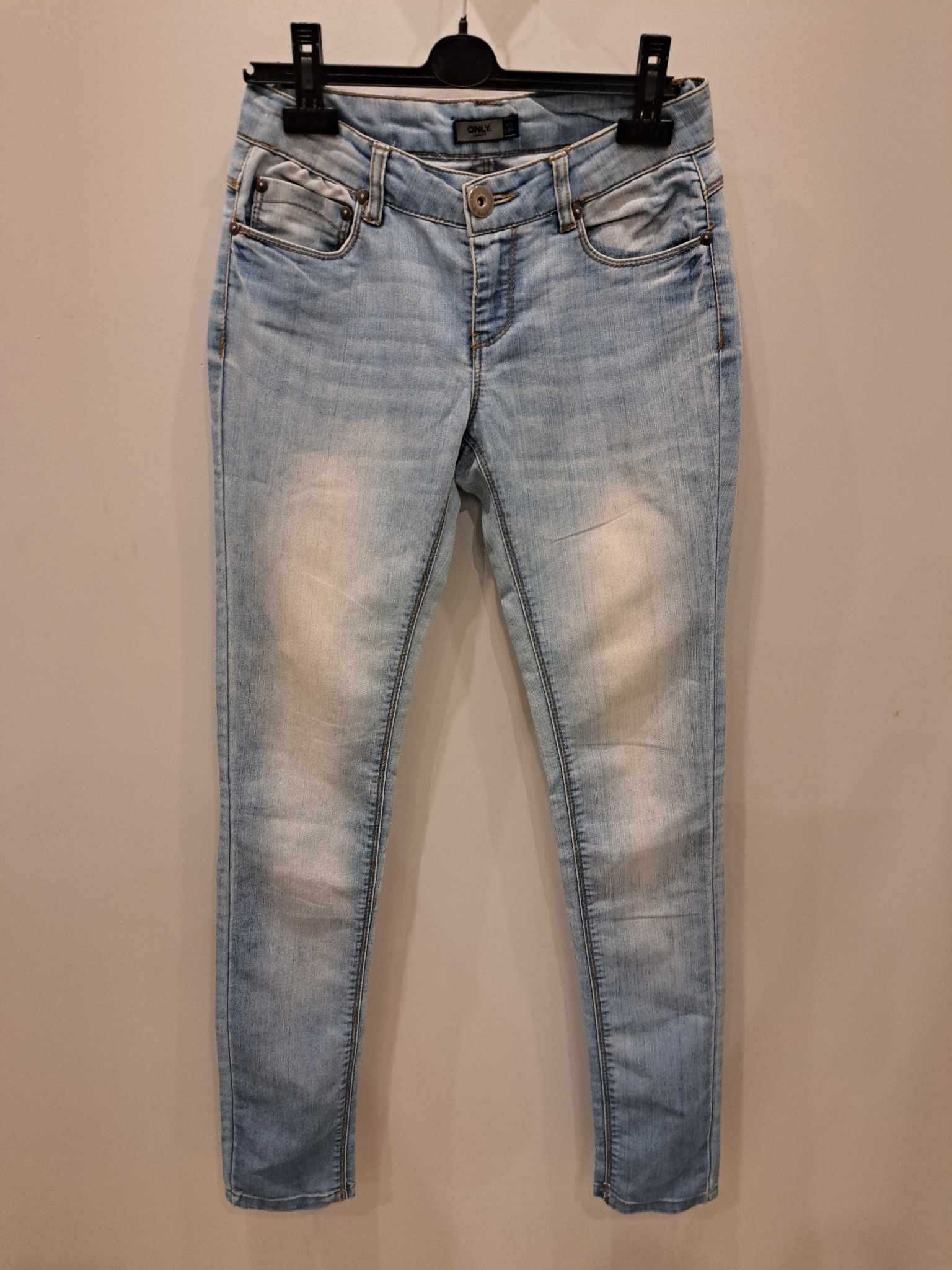 Spodnie damskie jeans, przecierane, kieszenie roz. S