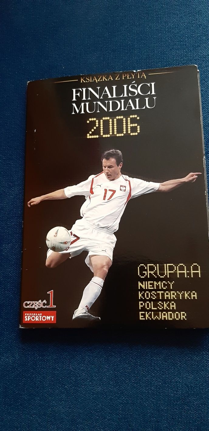 Książki, albumy, poradniki, podręczniki