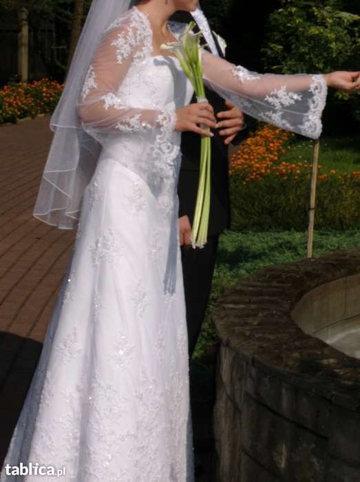 Piękna suknia ślubna z koronki włoskiej 36 S