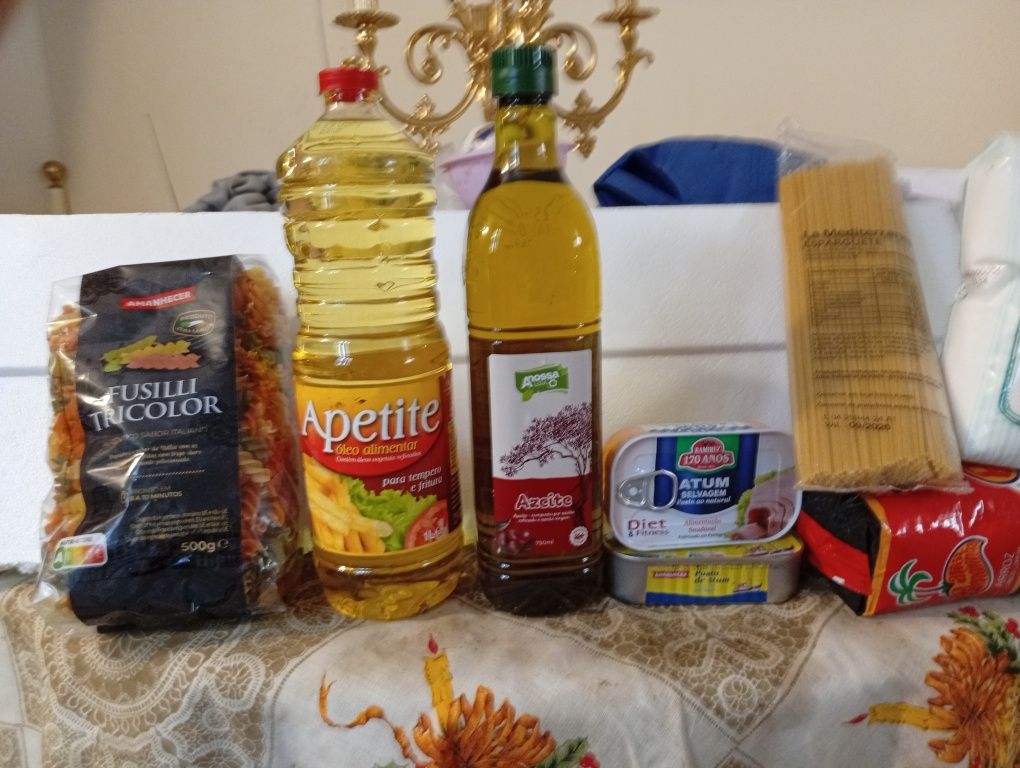 Lote artigos mercearia tudo com validade
