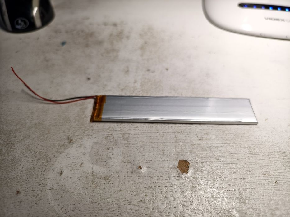 Литий-полимерный аккумулятор 4*25*130mm(Li-ion 3.7В 1500мА·ч)