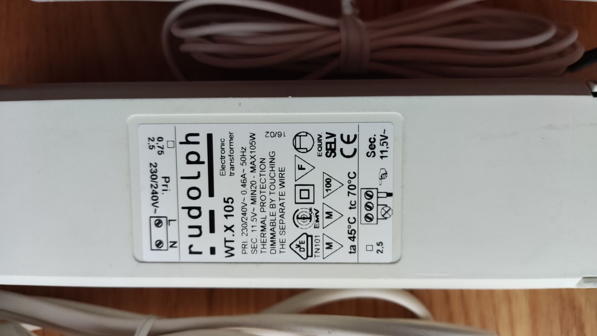 Elektroniczny transformator 12v - 105W