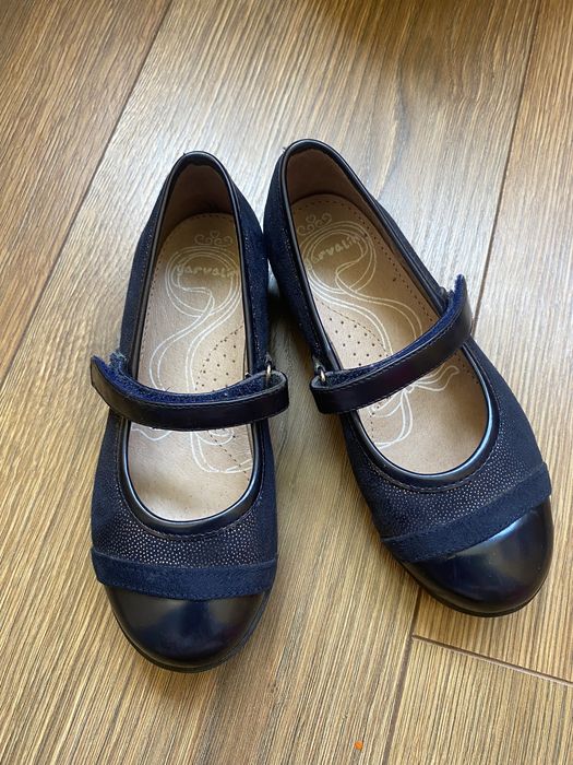 Шкіряне взуття для дівчинки