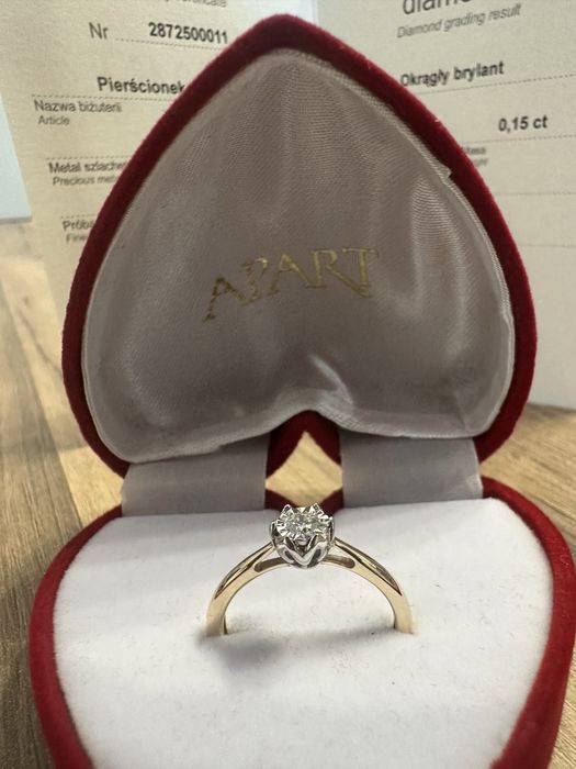 Pierścionek zaręczynowy Apart – złoto 585 + brylant 0,15 ct – NOWY