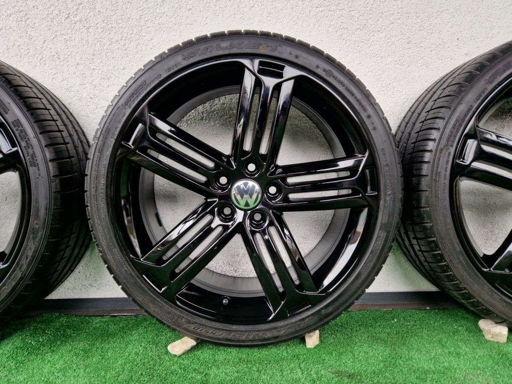 235/35r19 VW Golf 7 8 R-Line GTi Talladega Alufelgi 19" 5x112 ET50