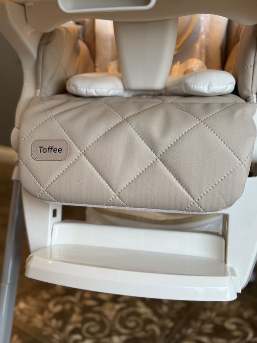 Стілець для годування CARRELLO Stella CRL-9503 Caramel CRL-9501 Toffee