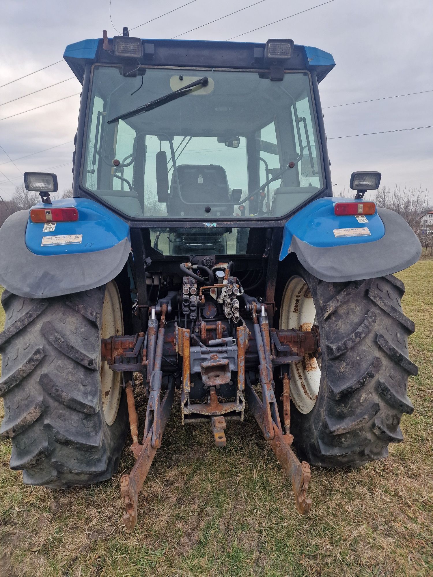 Traktor New Holland TS115