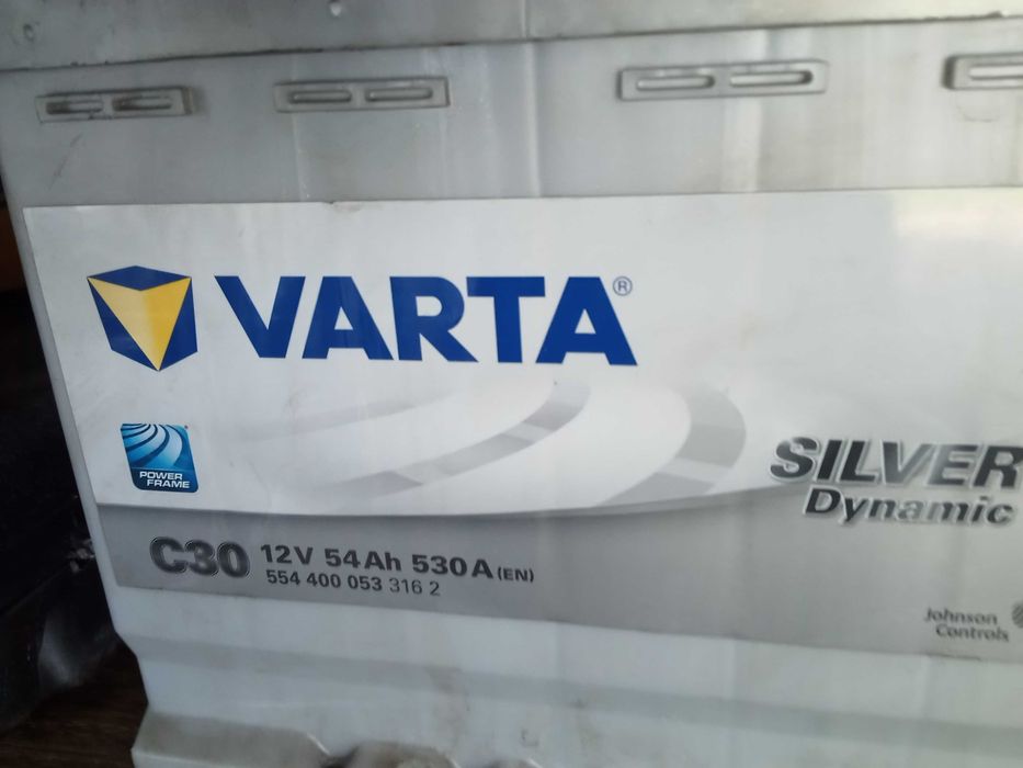 Akumulator Varta 12v 54Ah 530A