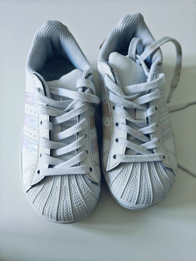 Superstar j.nowe 28 adidas