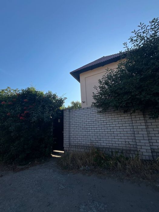 Продам дом /Фрунзенский/Донецкое шоссе/ виадук на Полтаву