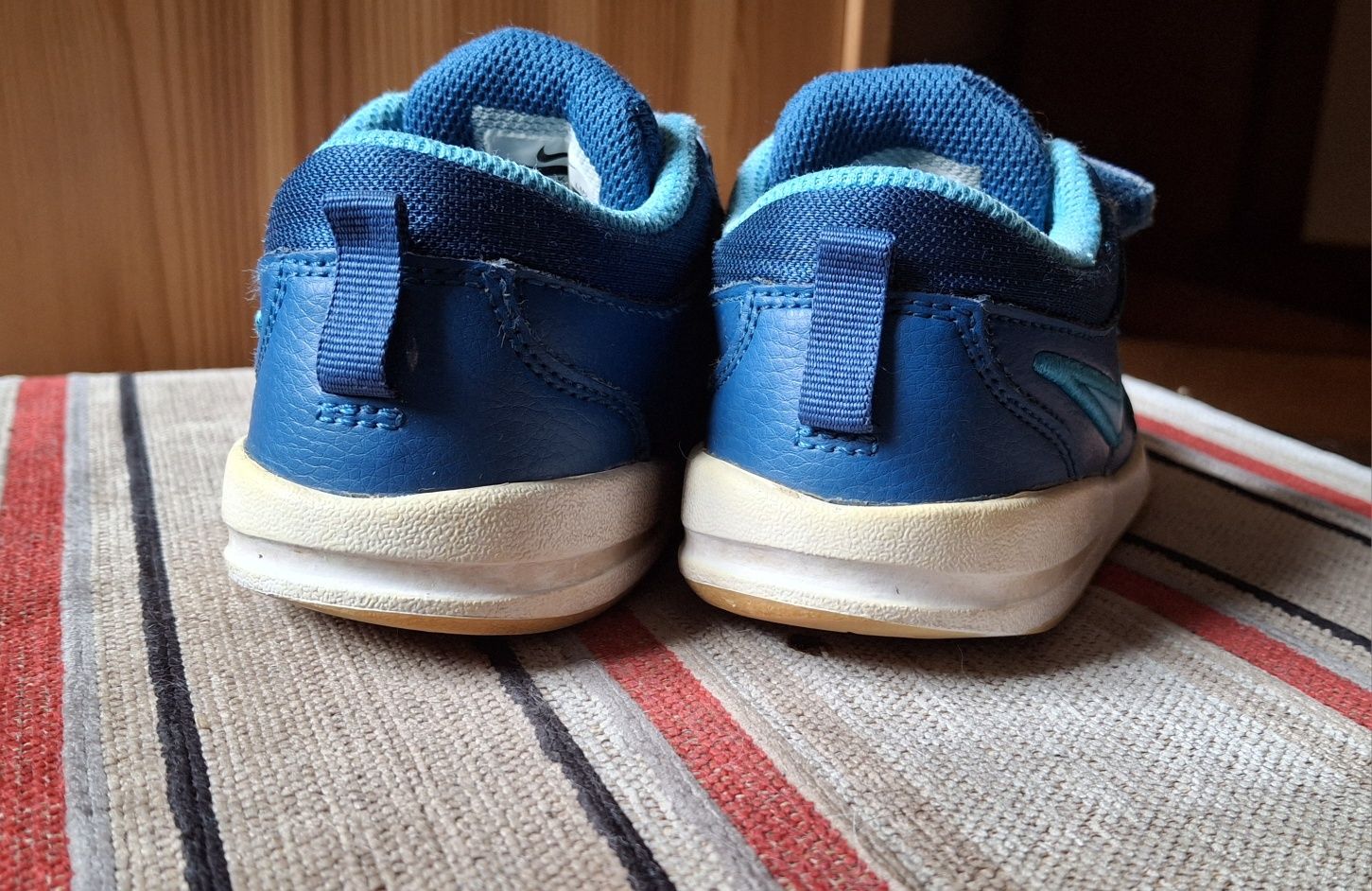 Buty dla dziecka Nike skórzane  niebieskie uniesex rozmiar 26
