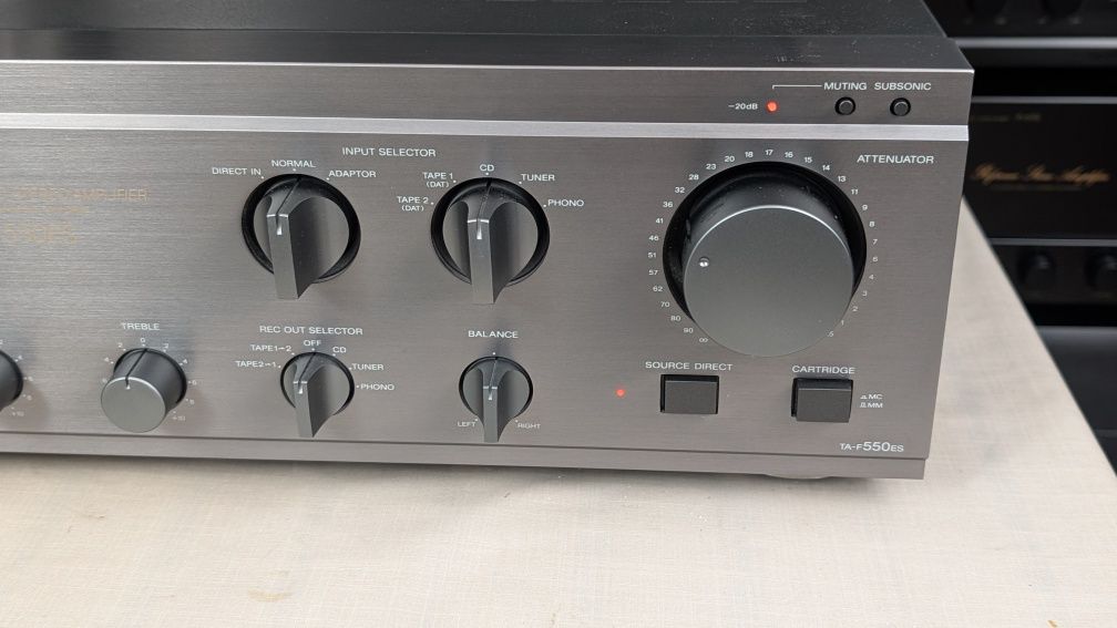 Sony TA-F550ES Wysokiej klasy wzmacniacz stereo