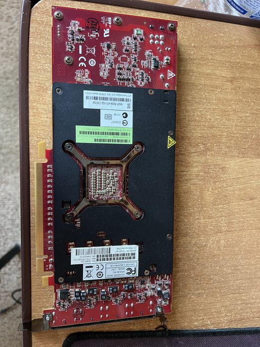 Відеокарта AMD FIREPRO W7100