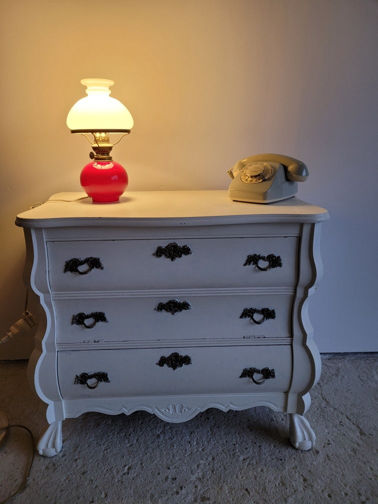 Szklana lampka nocna retro