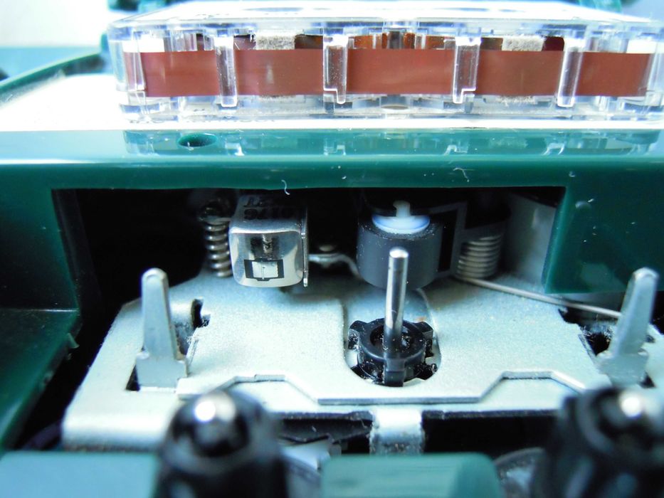 Телефон стационарный Британика P-221/150 с автоответчиком