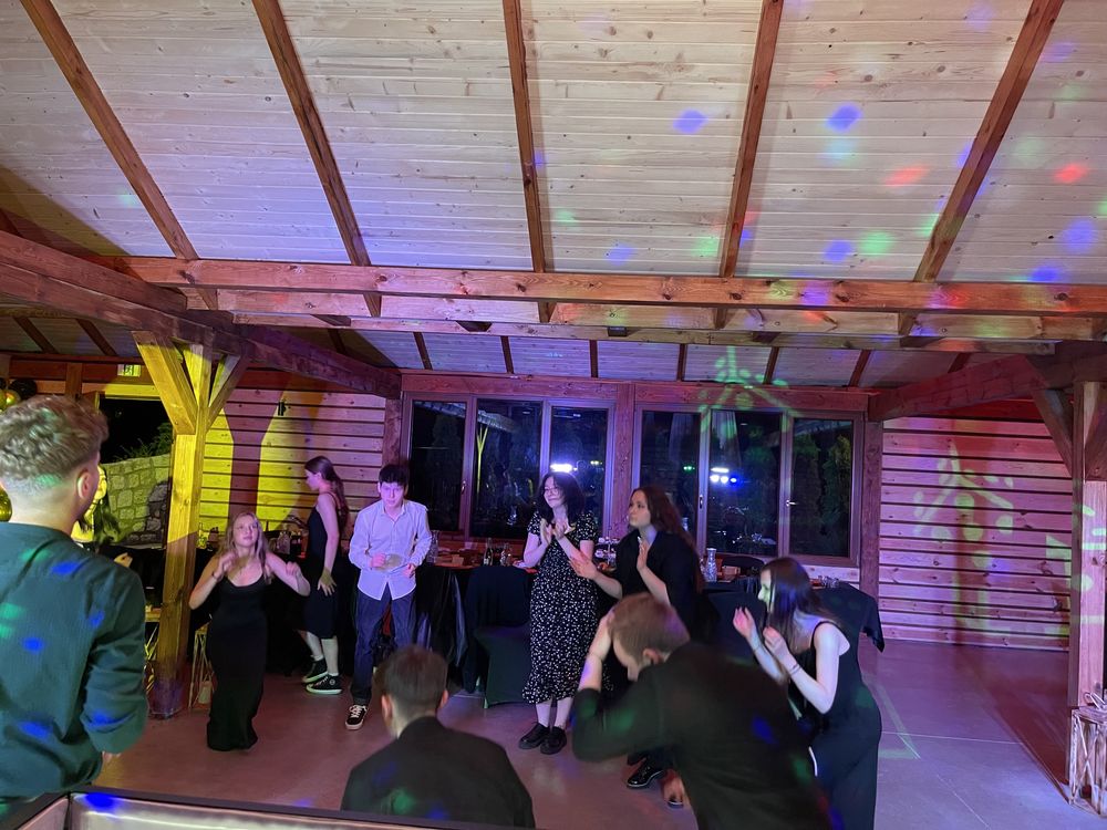 Dj na twoje wesele/osiemnastkę ciezki dym/fontanny iskier/fotobudka360