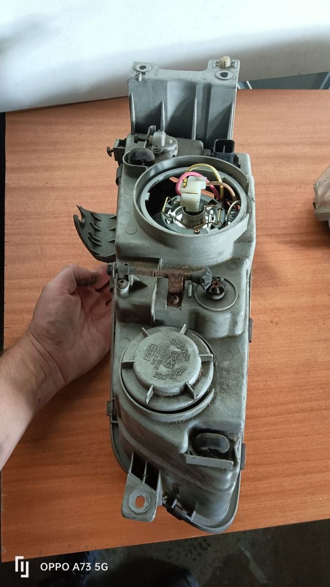 Farol Hyundai h1 ótica 1997