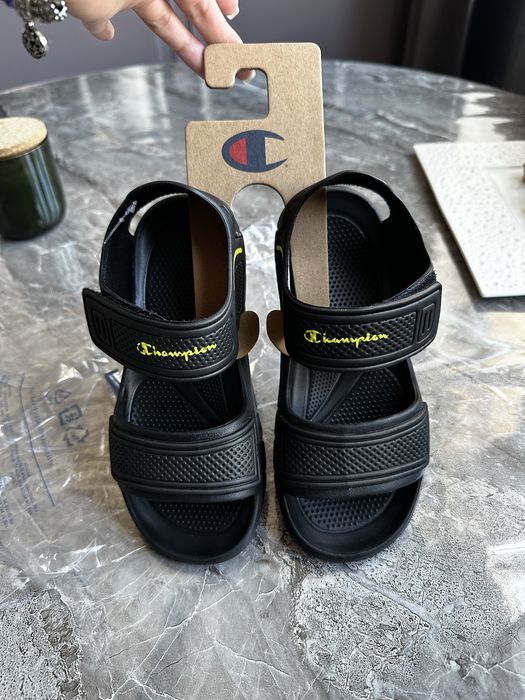 Дітячі босоніжки сандалі Champion