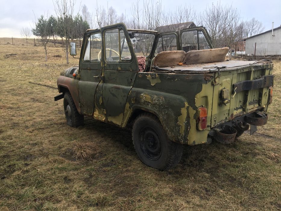 Розбераю Уаз 469