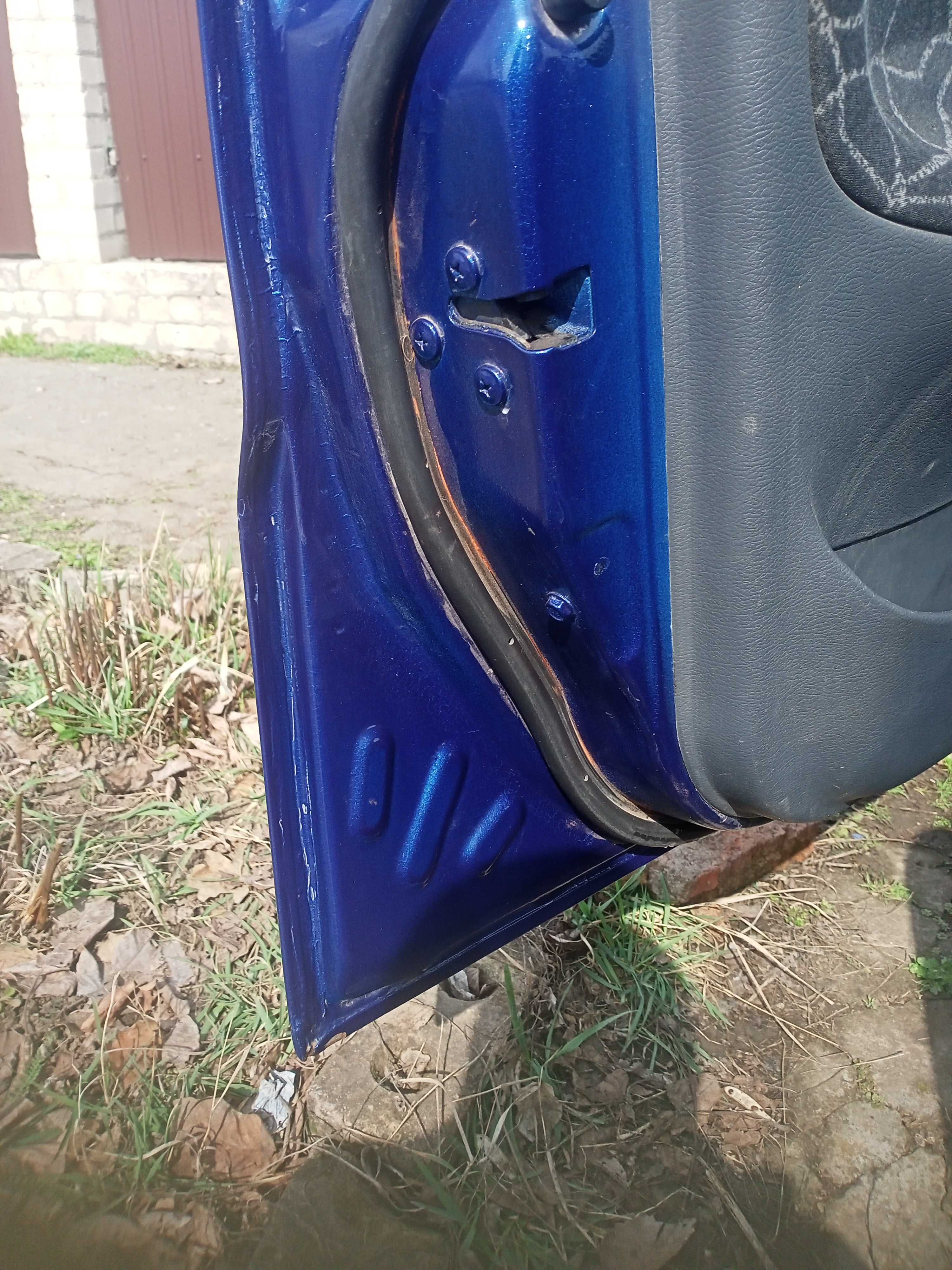 Автомобиль Дэо Сэнс