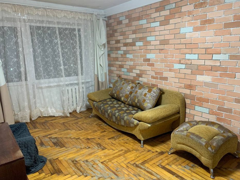 Оренда 1к квартири Бул.Центральний !