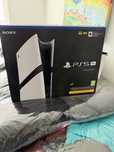 Playstation 5 Pro z napędem