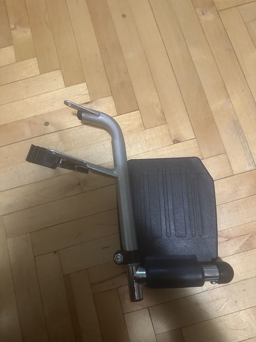 Кресло каталка инвалидная poylin