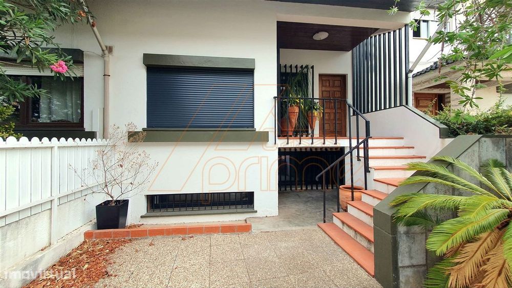 Moradia Geminada T8 - Santo António Olivais - Coimbra/Venda