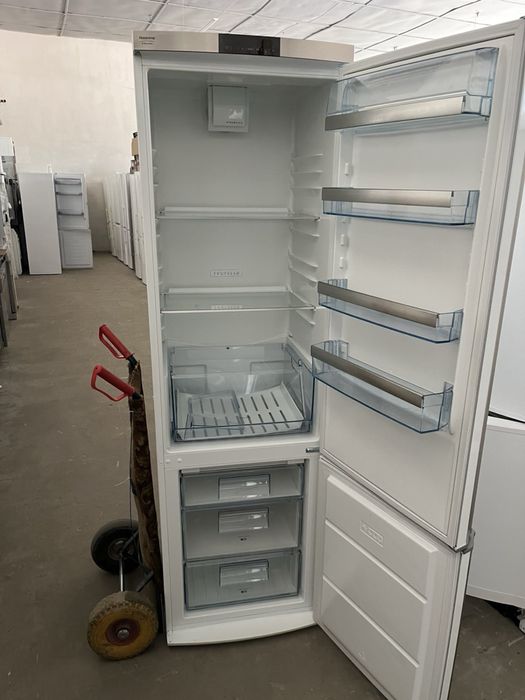 Продам холодильники Гурт і роздріб