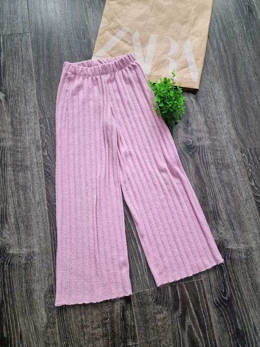 Zara dzianinowe spidnie z szeroką nogawką pudrowy róż r. 128