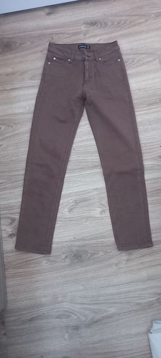 spodnie jeansowe