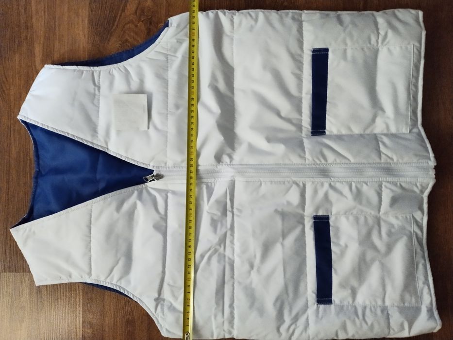 Жилет медичний утеплений новий