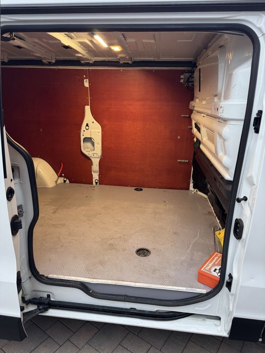 Renault Trafic L2H1  1.6 cdti 120km