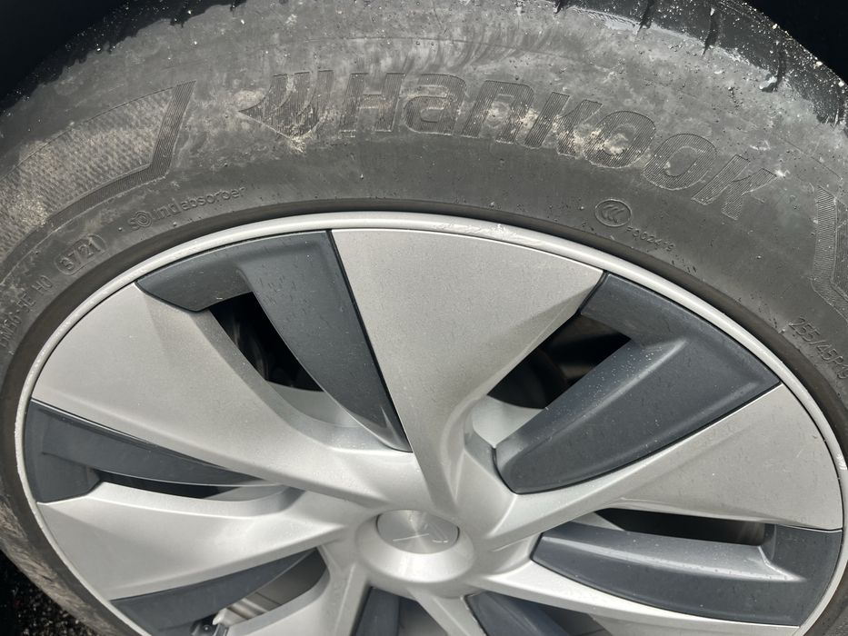 Jantes Tesla Model Y 19 com Pneus