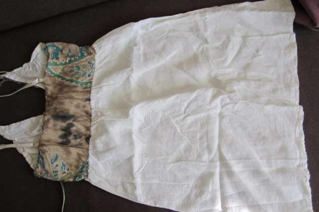 Льняной Сарафан белый с зеленым