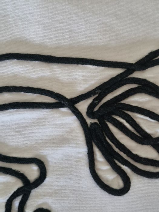 Koszulka t-shirt damski z aplikacją rozm M