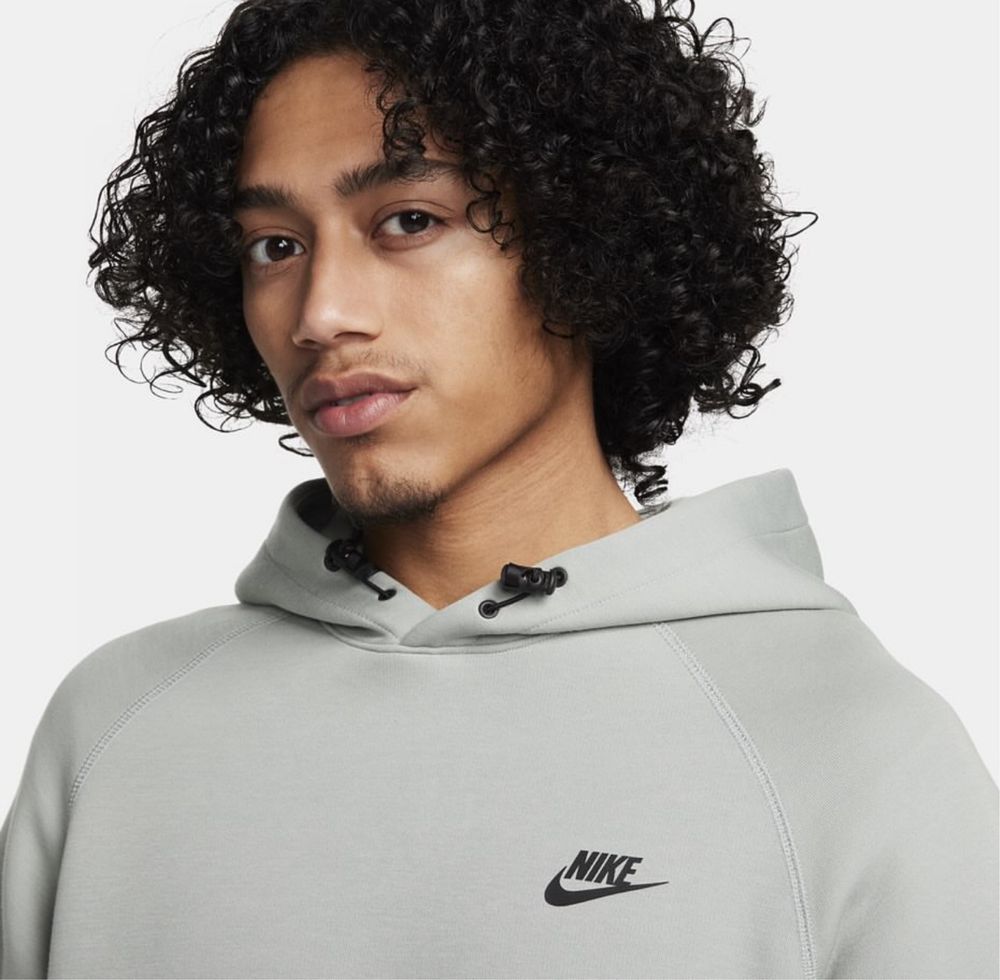 Худі Nike Sportswear Tech Fleece Pullover Hoodie FB8016-330