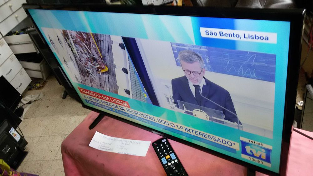 tv led smart android tcl 32es560 32polg,