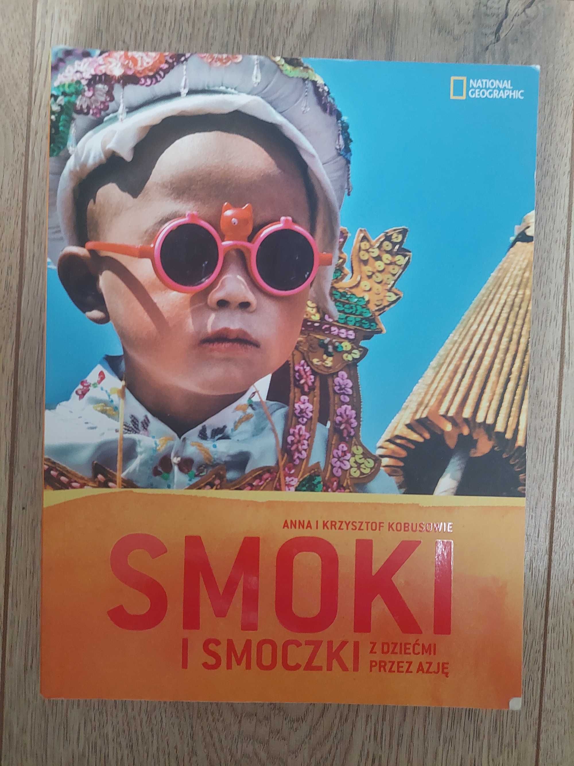 Smoki i smoczki z dziecmi przez Azje