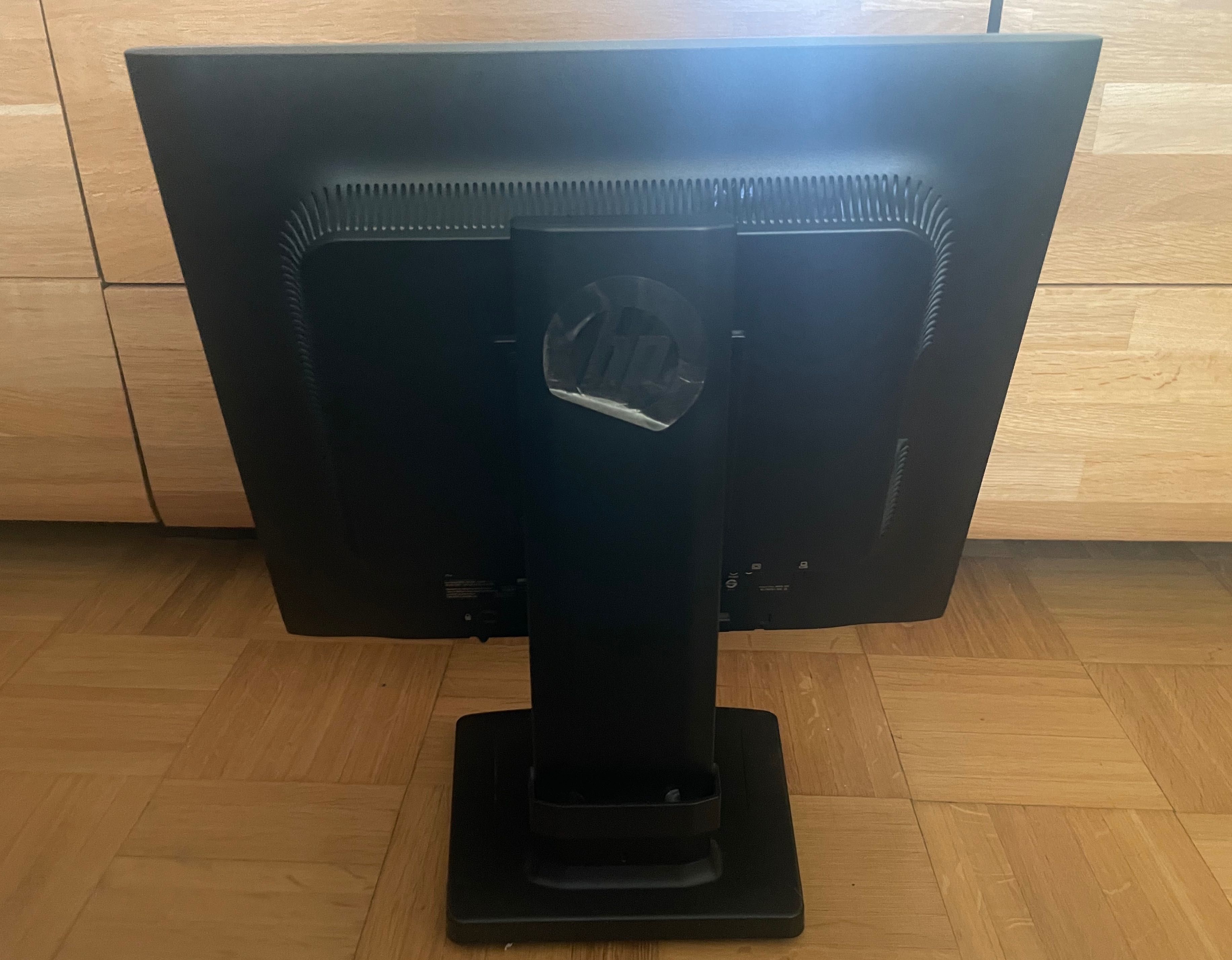 Monitor HP E190i IPS stan bdb