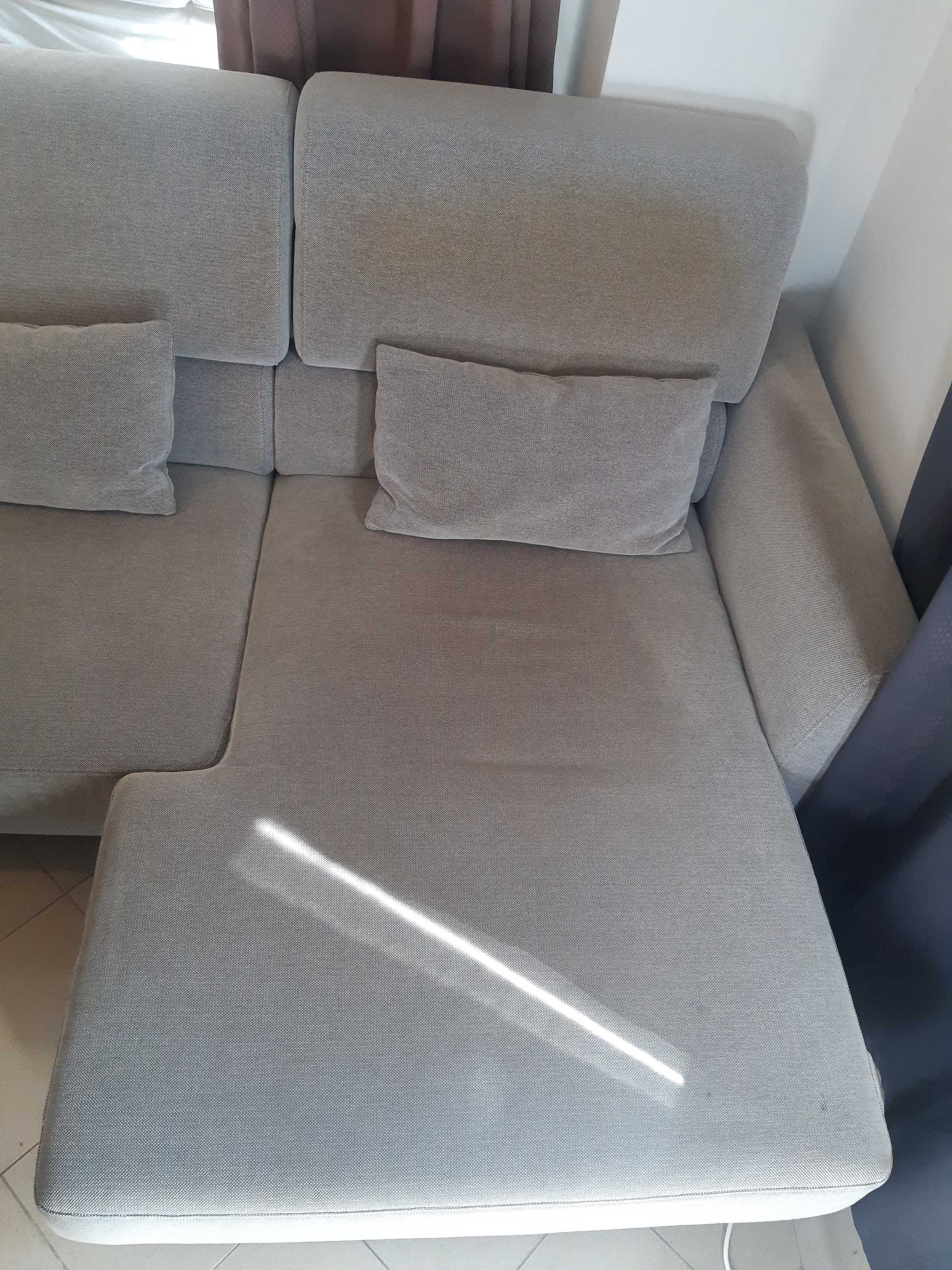Sofá Ikea 3 lugares com chaise Louge