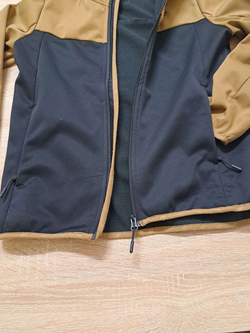 Kurtka softshell  4F