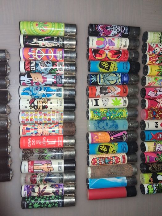 Colecção de 70 Isqueiros Clipper Grandes